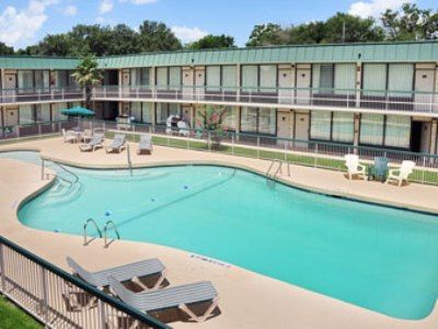 Hotel Ramada New Braunfels Zewnętrze zdjęcie